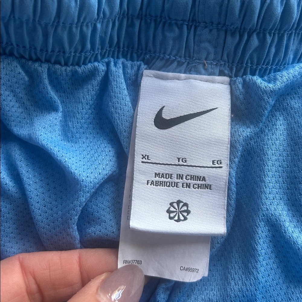 Nike Specs 7" Volley Shorts - Picture 8 of 8